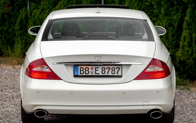 Mercedes-Benz CLS cena 42900 przebieg: 240000, rok produkcji 2007 z Radom małe 631